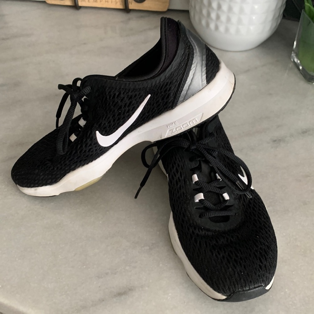 Nike zoom Fit Training Size 6.5 Women